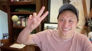 Jon M. Chu does Fight On gesture